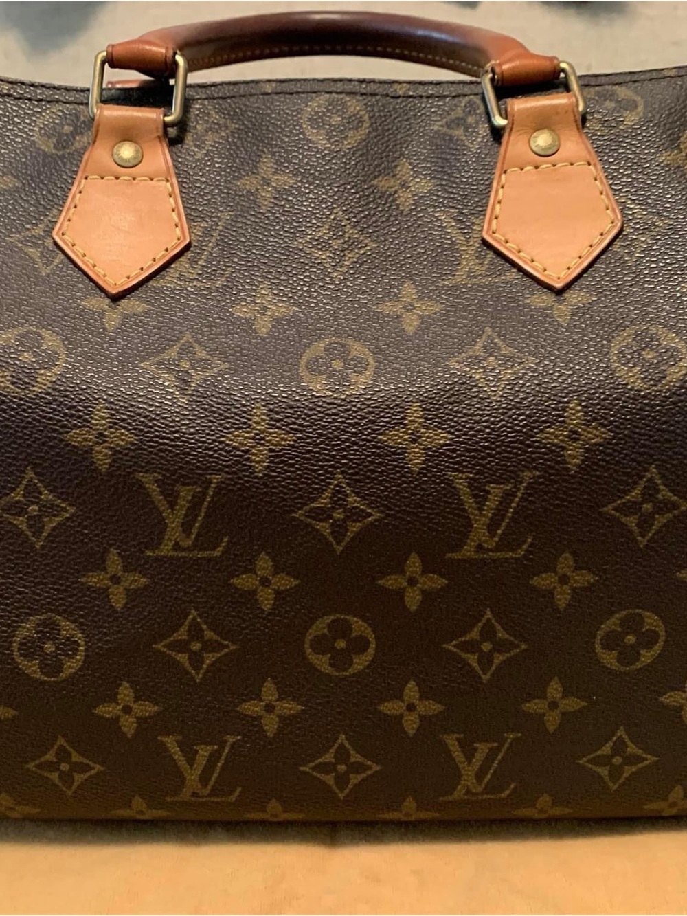 Louis Vuitton Monogram Speedy Handbag in Brown and Tan - Picture 3 of 7
